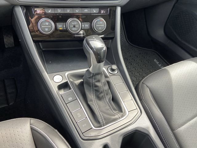 Used 2023 Volkswagen Jetta SE FWD image 20