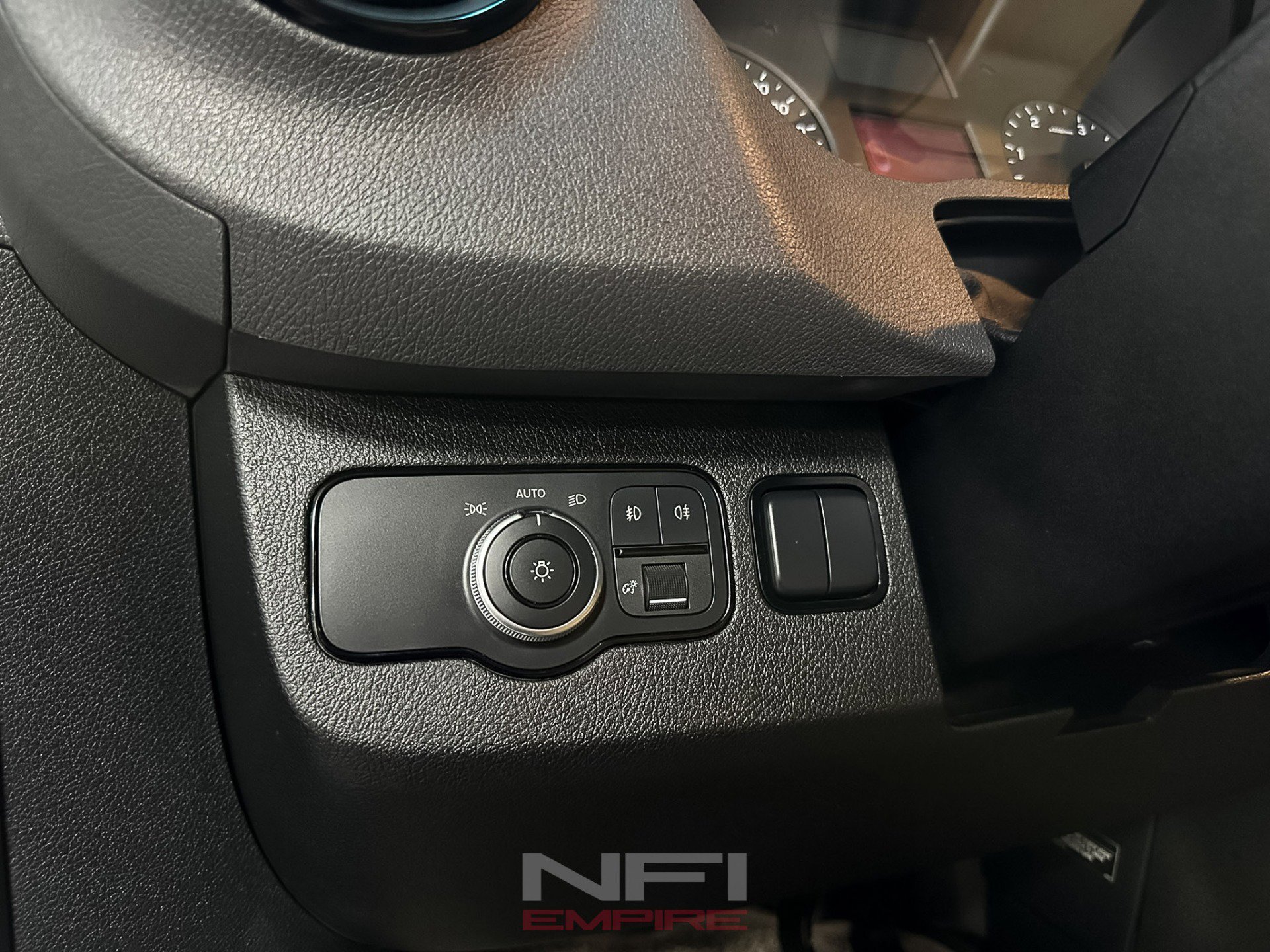 Used 2020 Mercedes-Benz Sprinter 3500 image 24