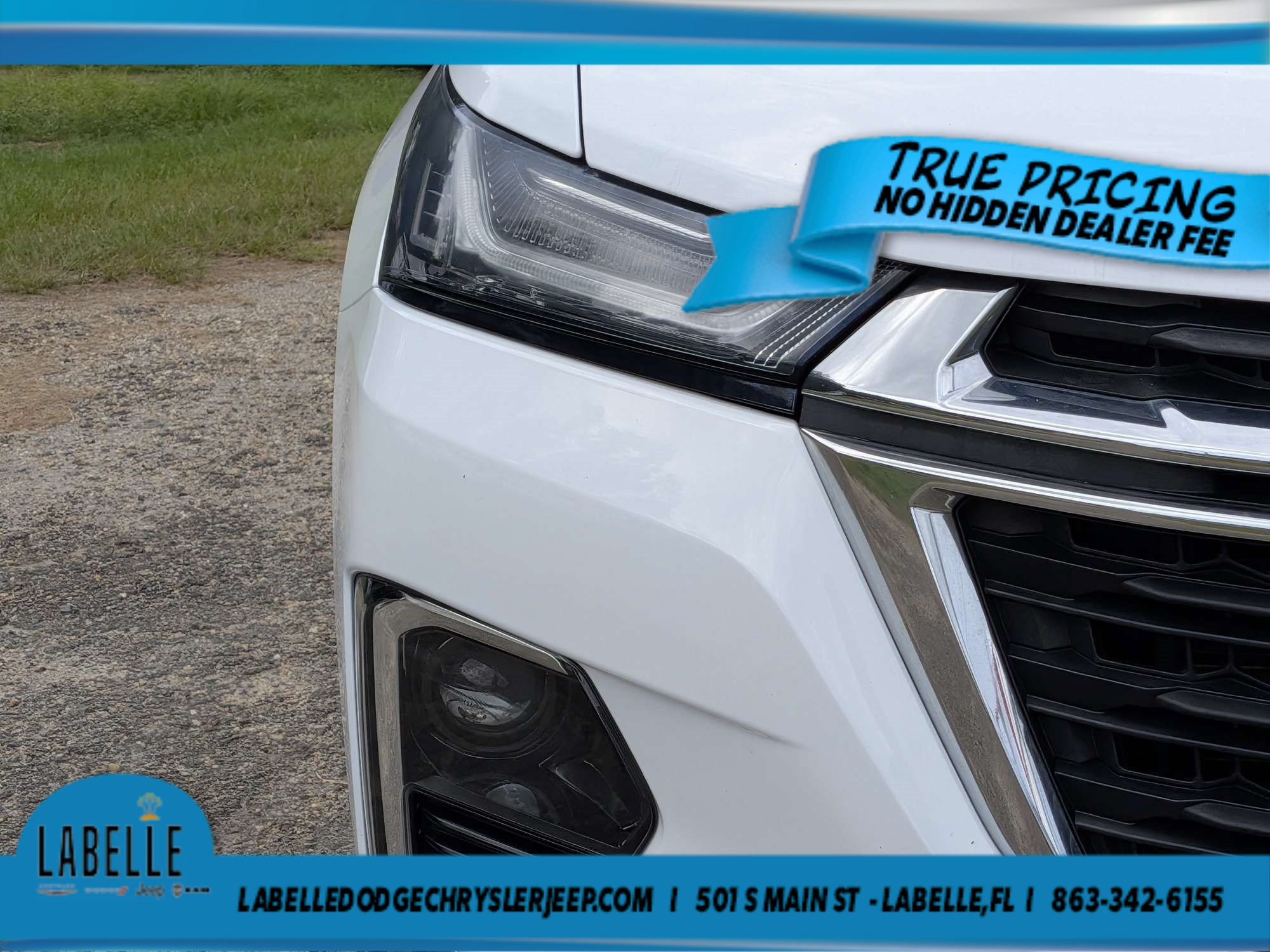 Used 2023 Chevrolet Traverse LS FWD image 9