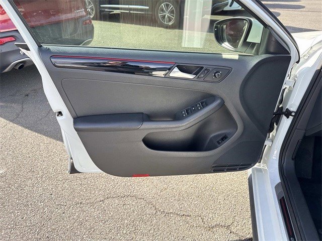 Used 2015 Volkswagen Jetta GLI SEL image 13