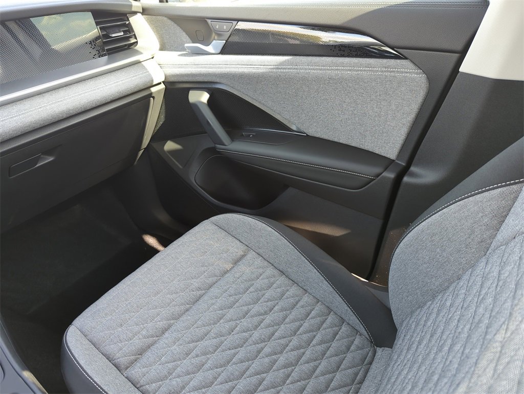 New 2026 Volkswagen Tiguan S image 27