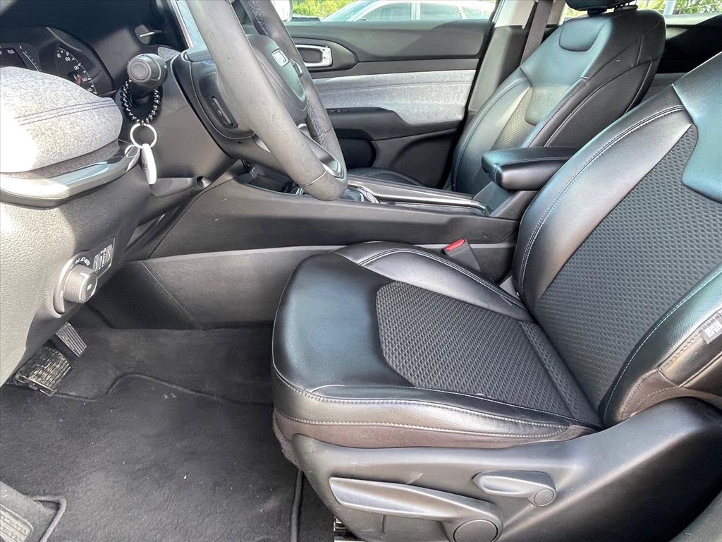 Used 2022 Jeep Compass Latitude FWD image 21