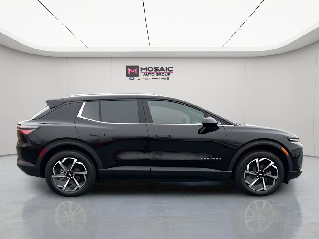 New 2026 Chevrolet Equinox EV LT image 8