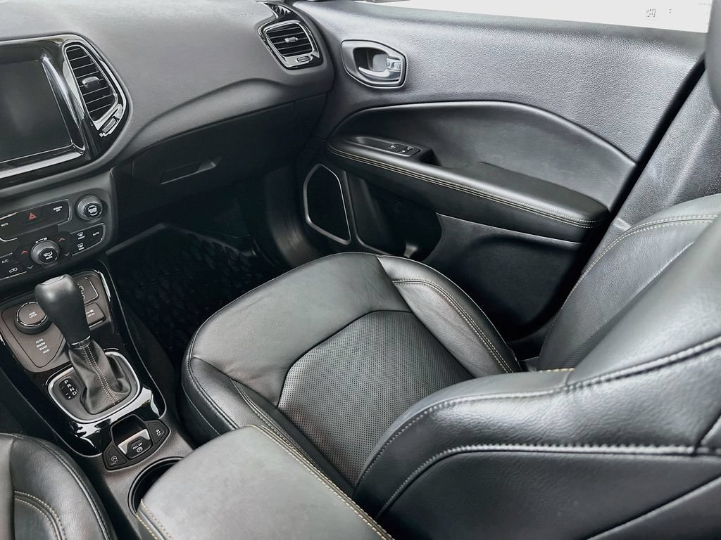 Certified 2018 Jeep Compass Limited AWD/4WD image 29