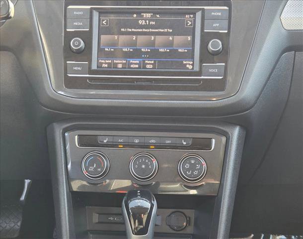 Used 2023 Volkswagen Tiguan S image 15