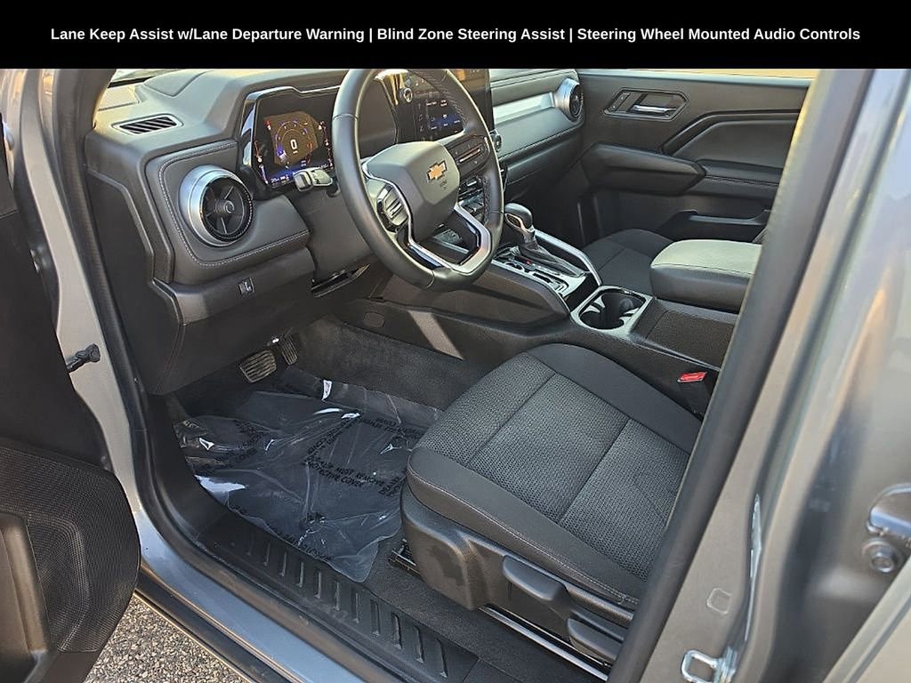 Used 2023 Chevrolet Colorado LT w/ LT Convenience Package image 10