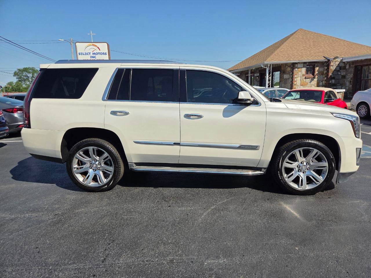 Used 2015 Cadillac Escalade Luxury RWD image 6