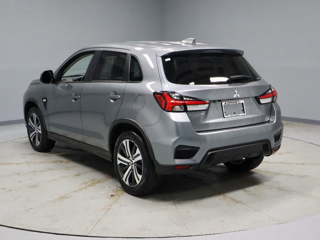 Used 2025 Mitsubishi Outlander Sport ES AWD/4WD image 8