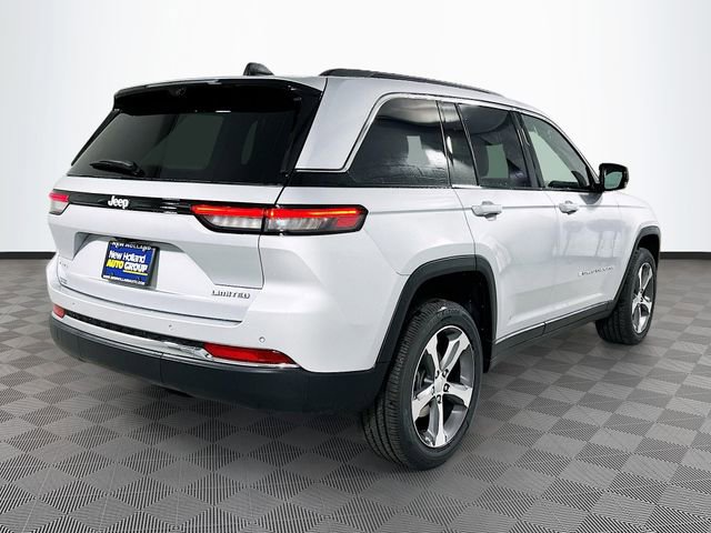 New 2025 Jeep Grand Cherokee Limited w/ Luxury Tech Group II image 4