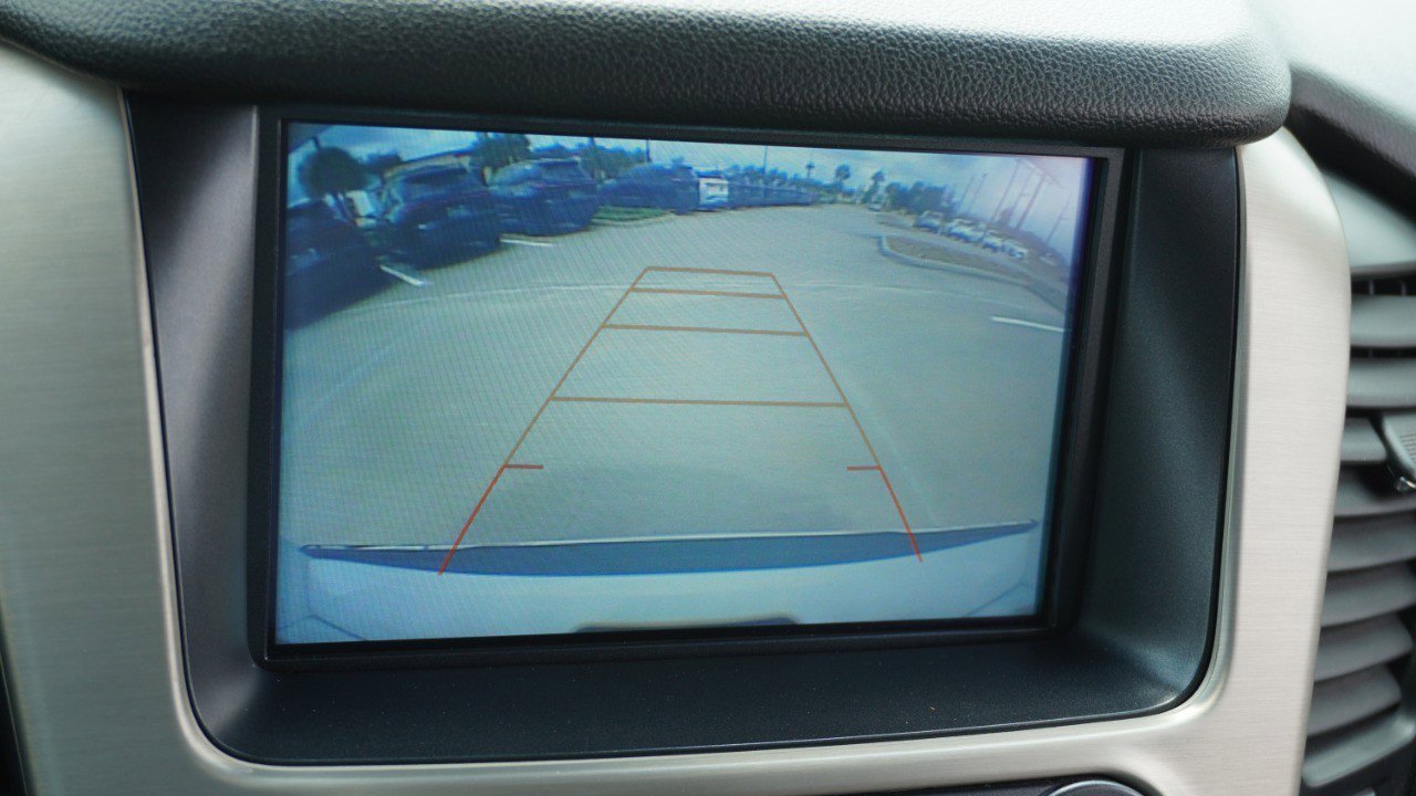 Used 2018 GMC Yukon Denali w/ Denali Ultimate Package image 17