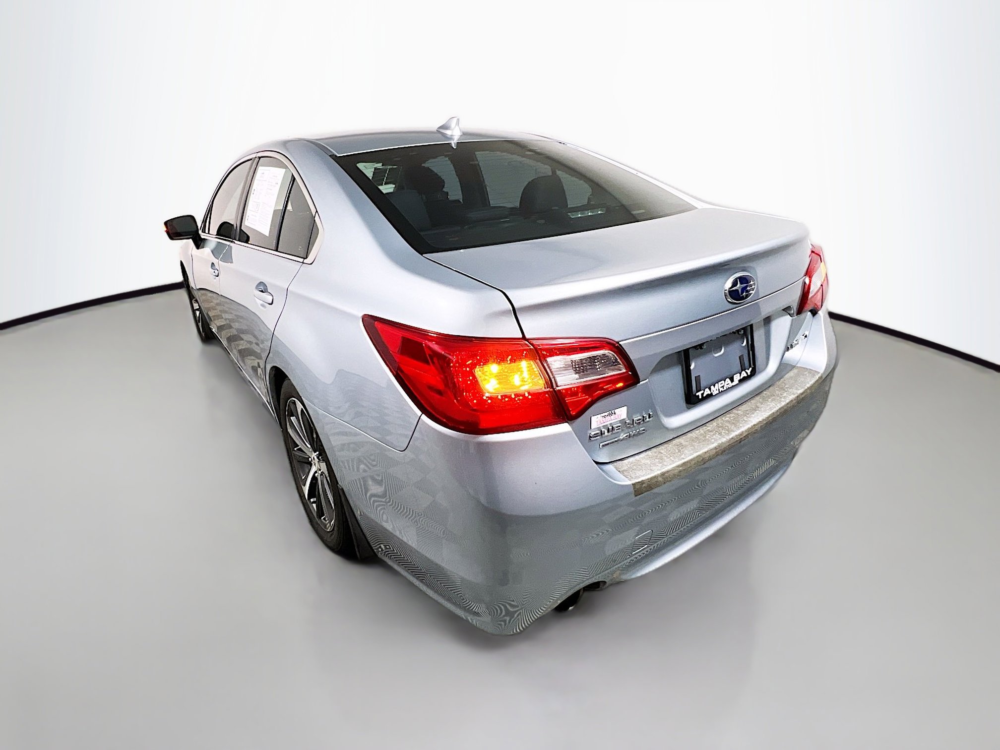 Used 2016 Subaru Legacy 2.5i Limited image 8