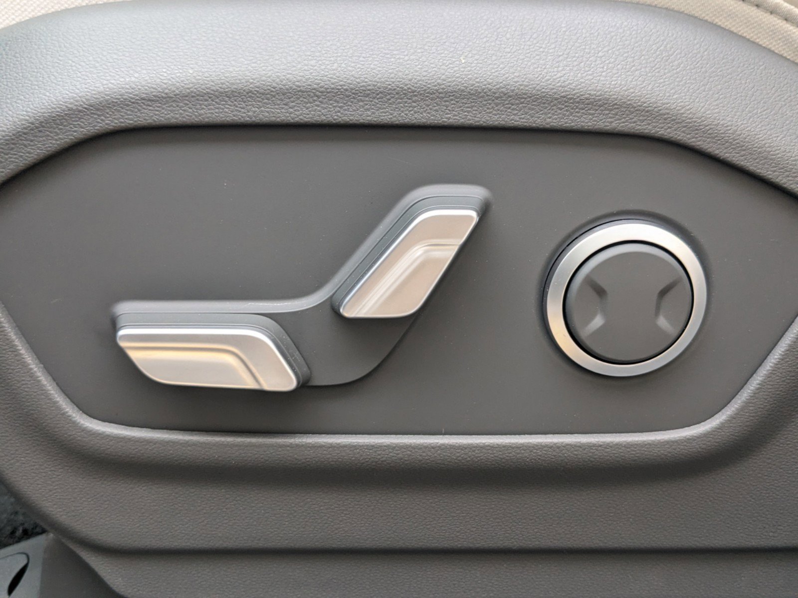 New 2026 Hyundai Santa Fe SEL image 27