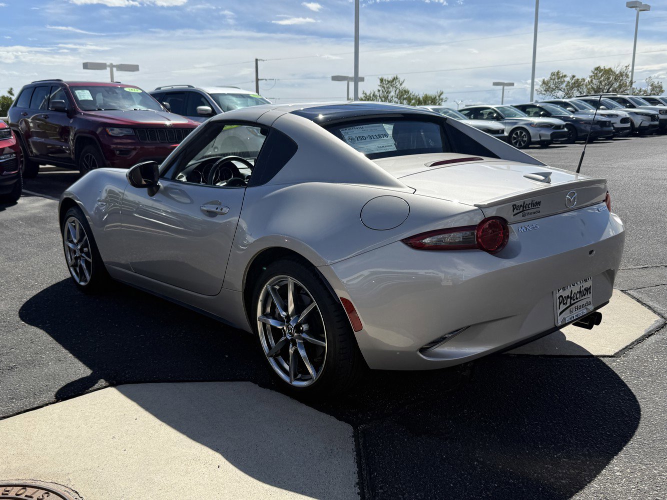Used 2022 MAZDA MX-5 Miata RF Grand Touring w/ Weather Package image 7