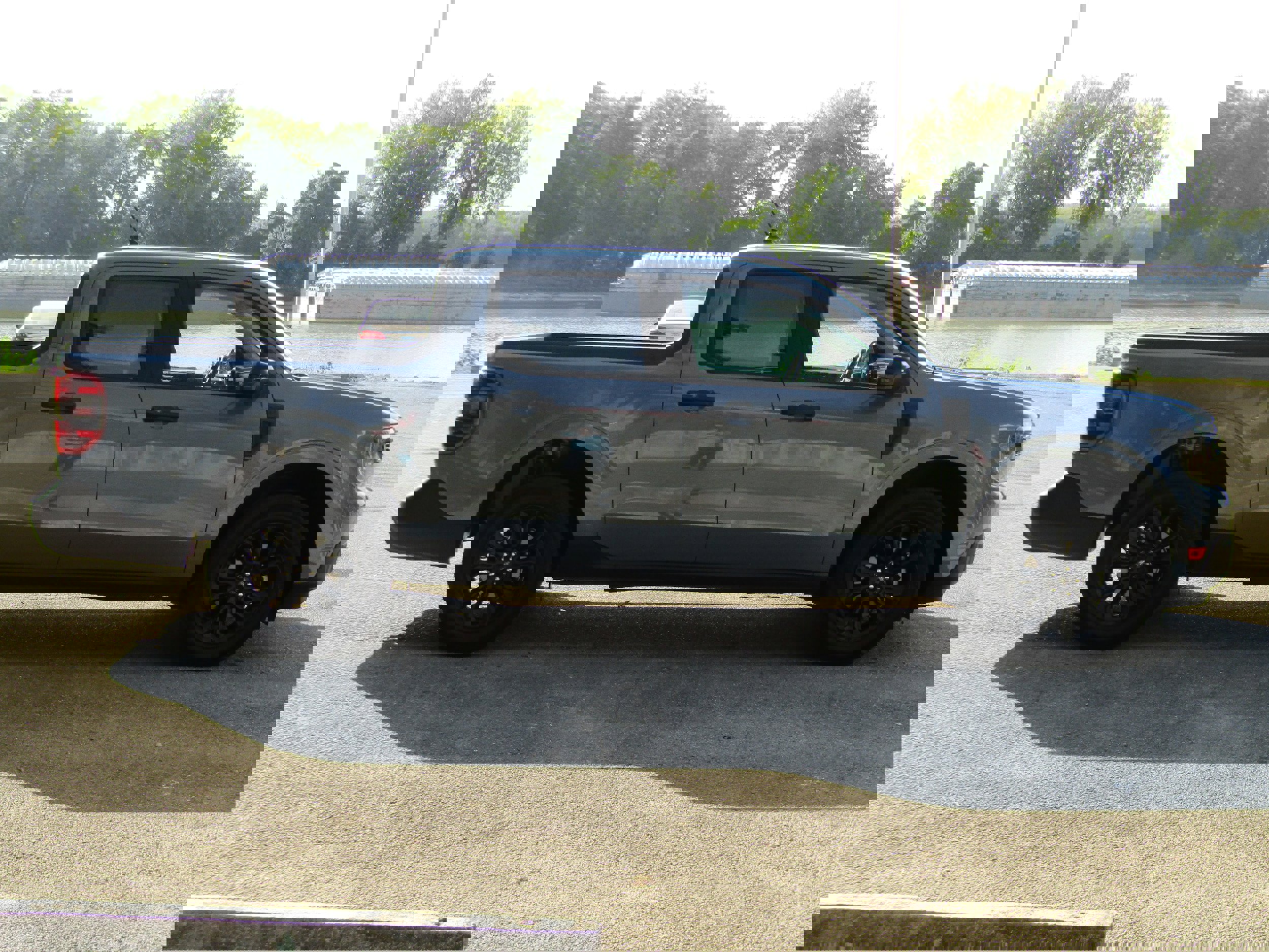 Certified 2024 Ford Maverick XLT w/ XLT Luxury Package image 6