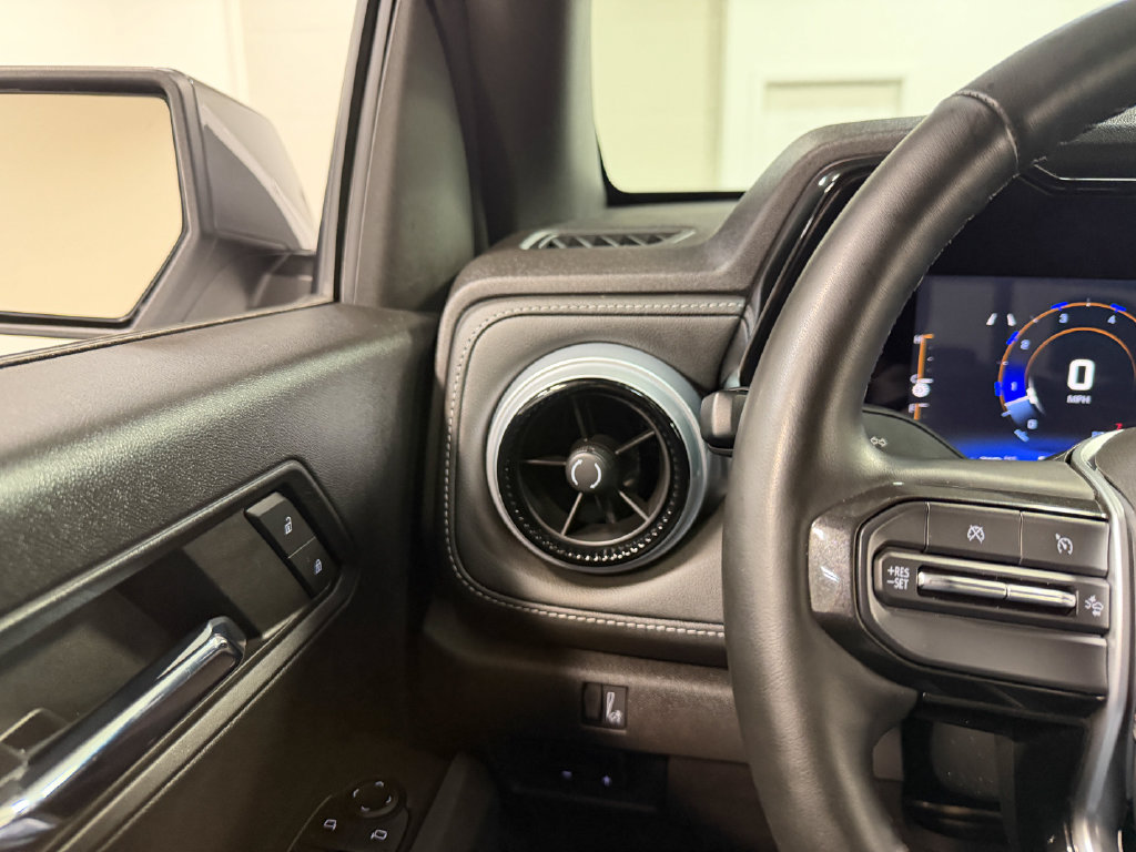 Used 2023 Chevrolet Colorado LT w/ LT Convenience Package III AWD/4WD image 74