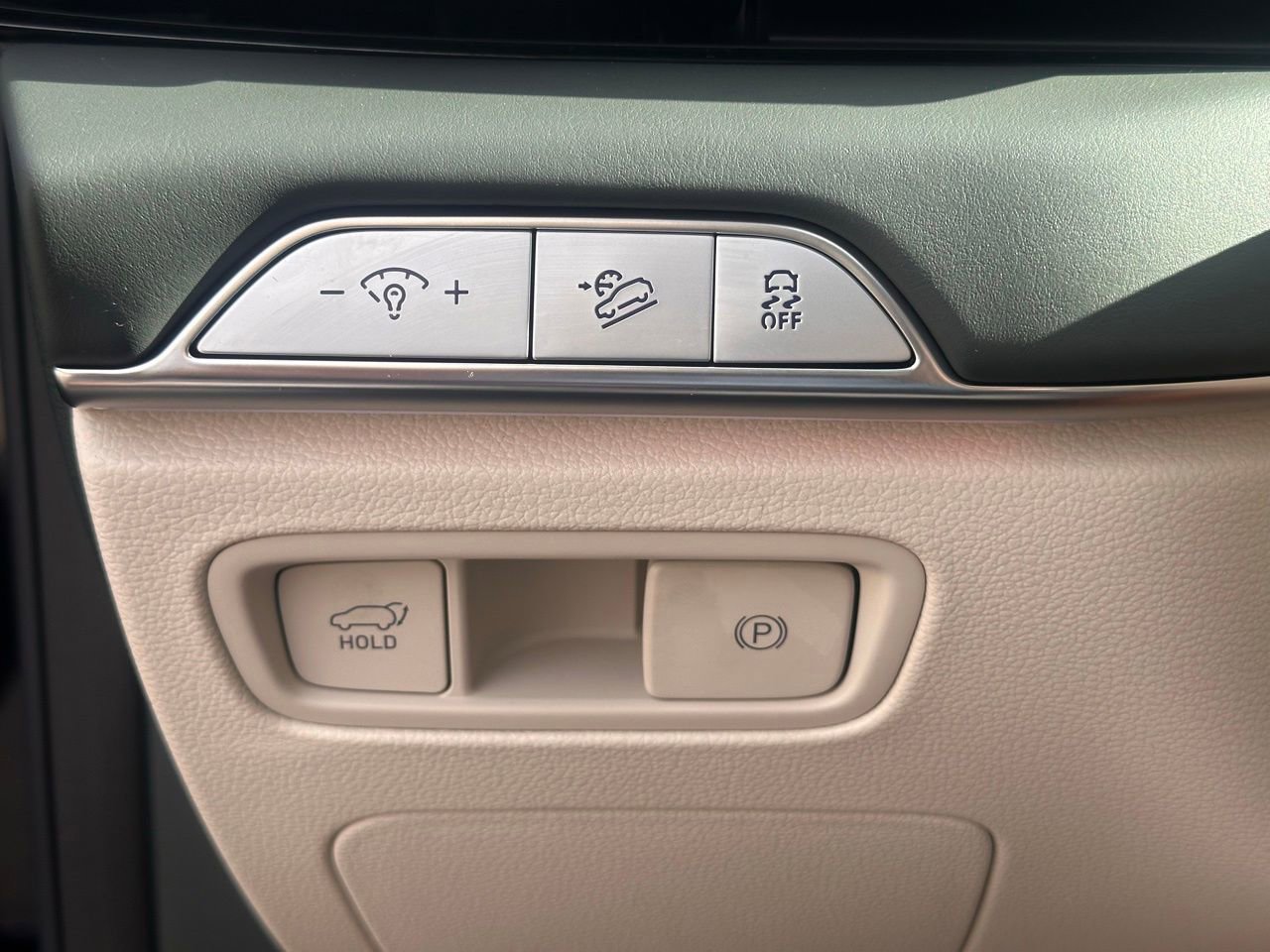 Used 2025 Genesis GV80 3.5T Prestige image 28