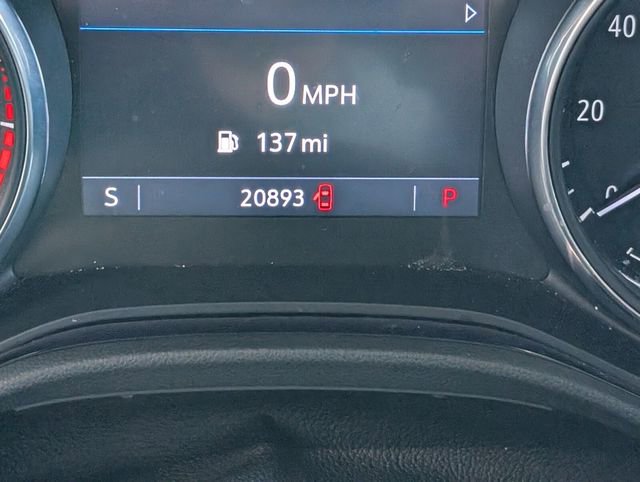 Certified 2022 Buick Encore GX Essence w/ Experience Buick Package FWD image 21