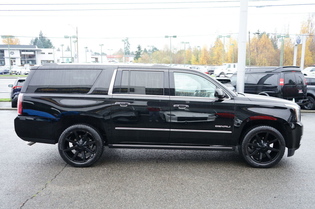 Used 2016 GMC Yukon XL Denali w/ Open Road Package image 6