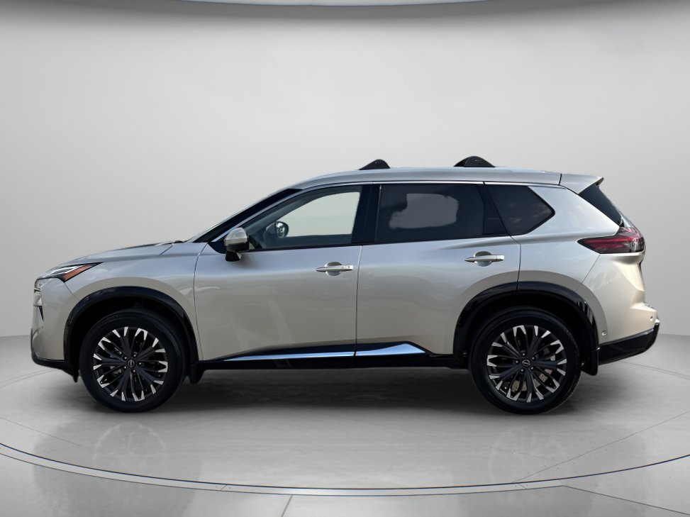 Used 2025 Nissan Rogue Platinum w/ Platinum Premium Package image 5