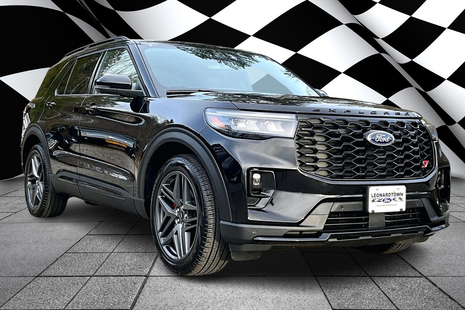 Used 2025 Ford Explorer ST AWD/4WD image 10