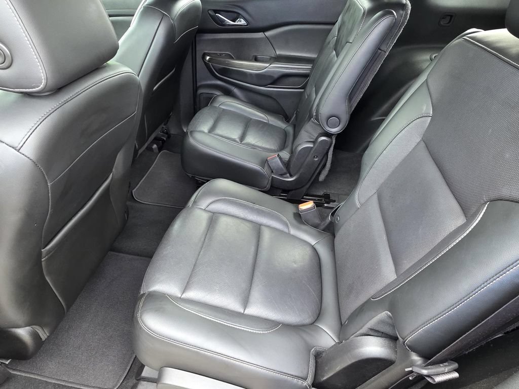 Used 2019 GMC Acadia SLT FWD image 7