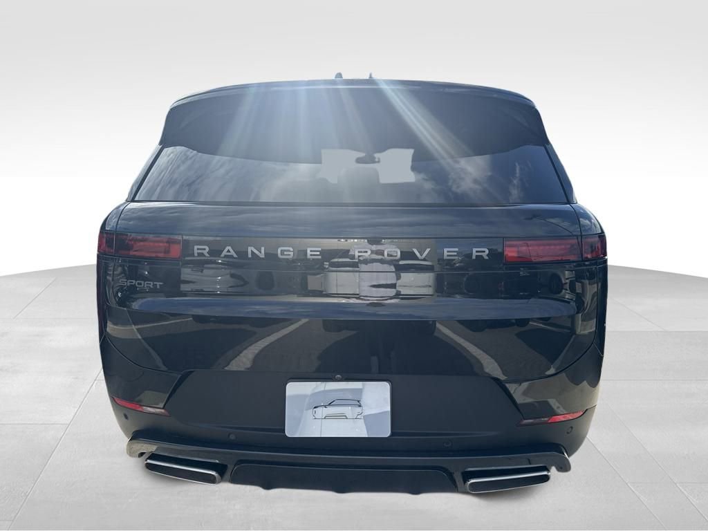 New 2025 Land Rover Range Rover Sport image 4