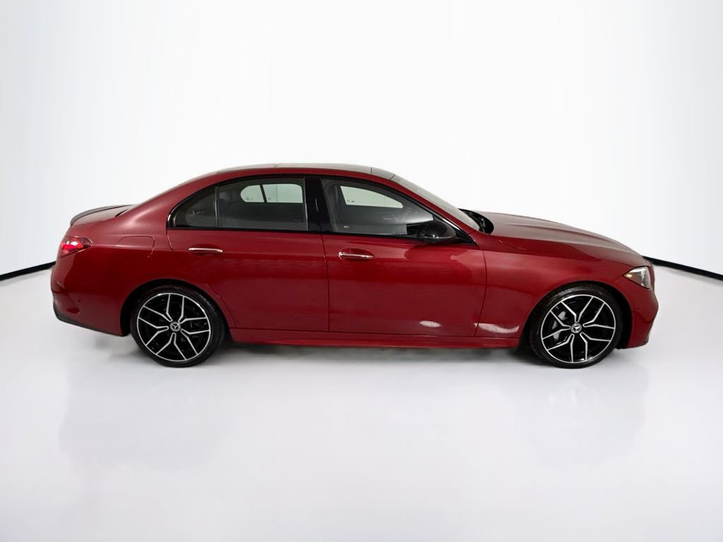 Used 2025 Mercedes-Benz C 300 Sedan image 4