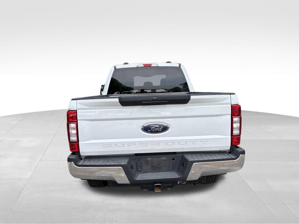 Used 2021 Ford F250 XLT AWD/4WD image 4