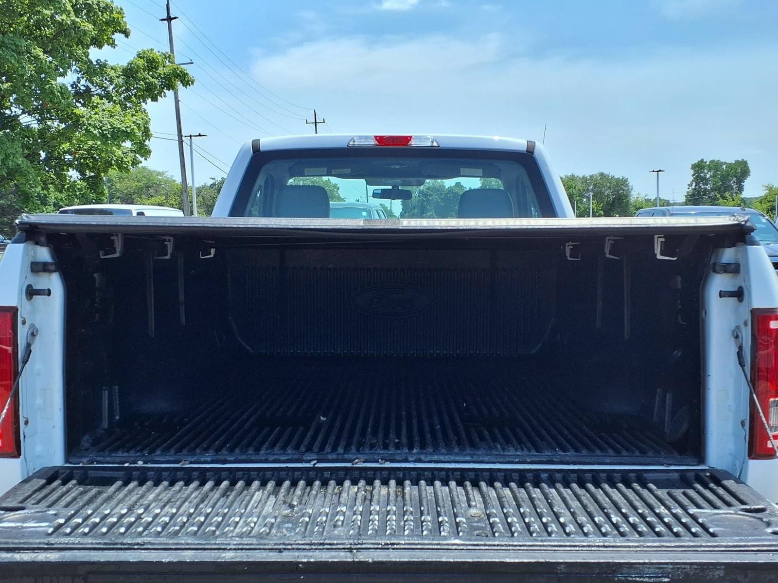 Used 2016 Ford F150 XL w/ Equipment Group 101A Mid AWD/4WD image 10