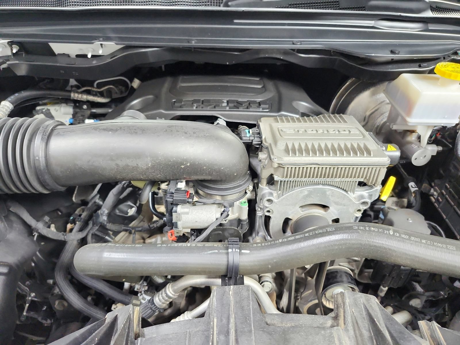 Used 2024 RAM 1500 Limited AWD/4WD image 17