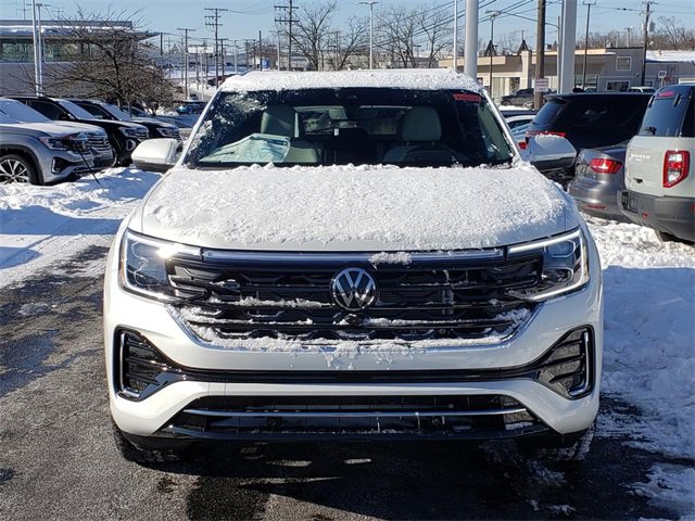 New 2026 Volkswagen Atlas Cross Sport SEL Premium R-Line image 5