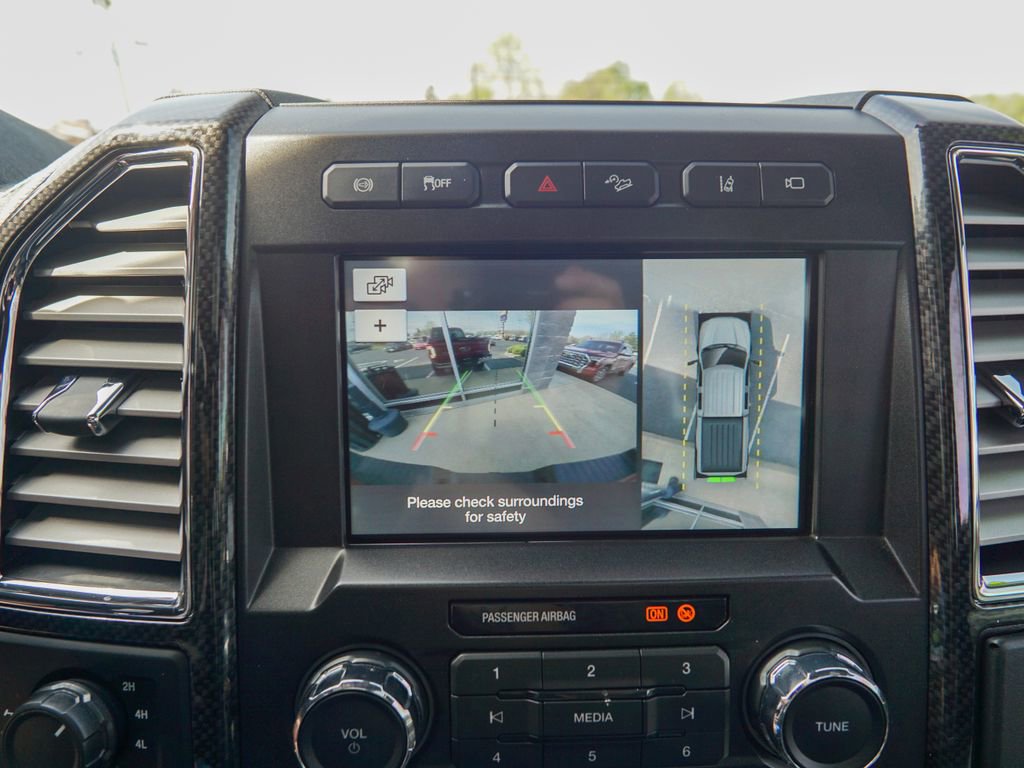 Used 2017 Ford F250 Lariat w/ Lariat Ultimate Package AWD/4WD image 33