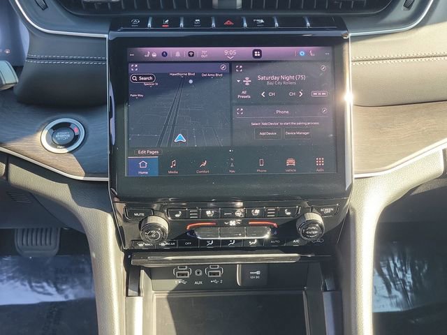 Certified 2025 Jeep Grand Cherokee L Limited w/ Luxury Tech Group II image 28