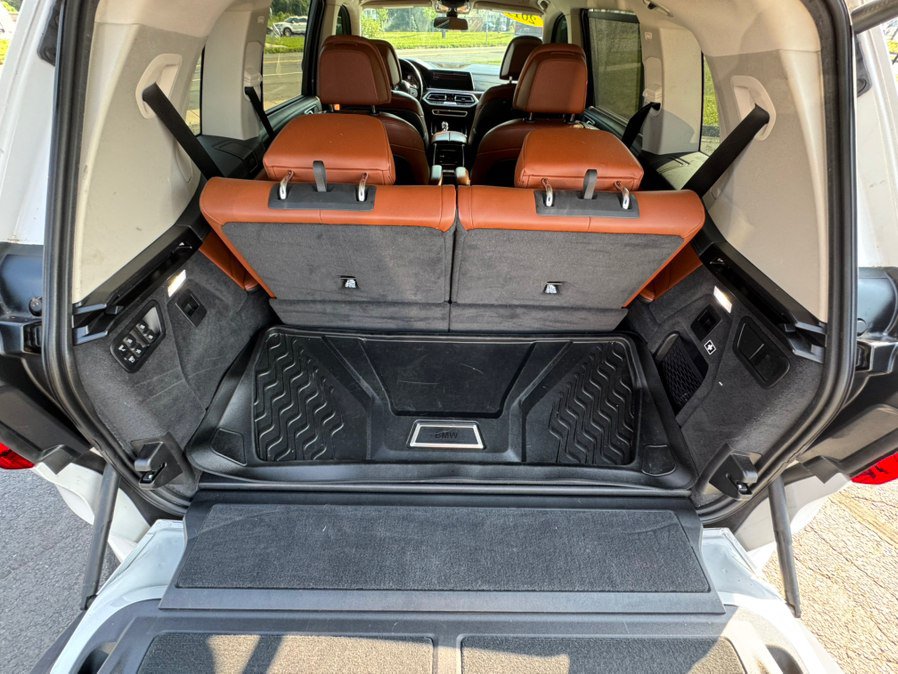 Used 2019 BMW X7 xDrive40i w/ Premium Package AWD/4WD image 35
