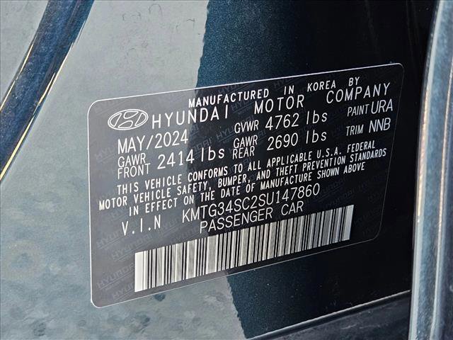 Used 2025 Genesis G70 2.5T image 24