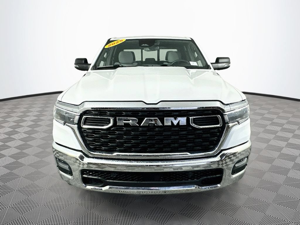 Used 2025 RAM 1500 Big Horn AWD/4WD image 4