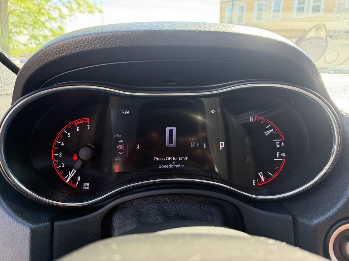 Used 2016 Dodge Durango R/T w/ Technology Group RWD image 38