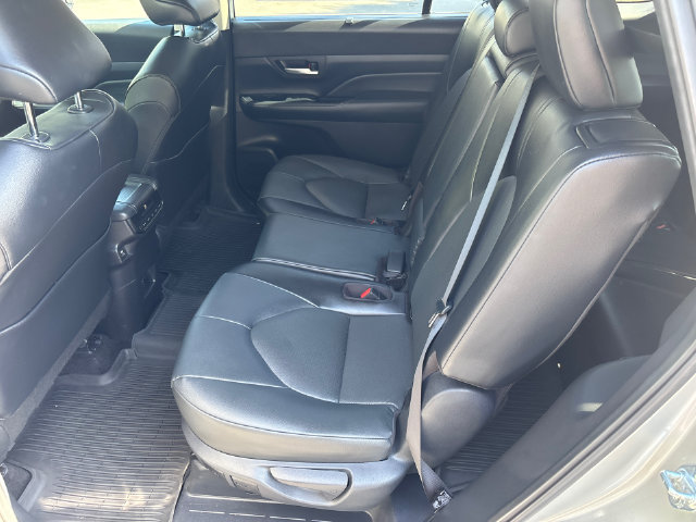 Certified 2025 Toyota Grand Highlander AWD Hybrid image 21