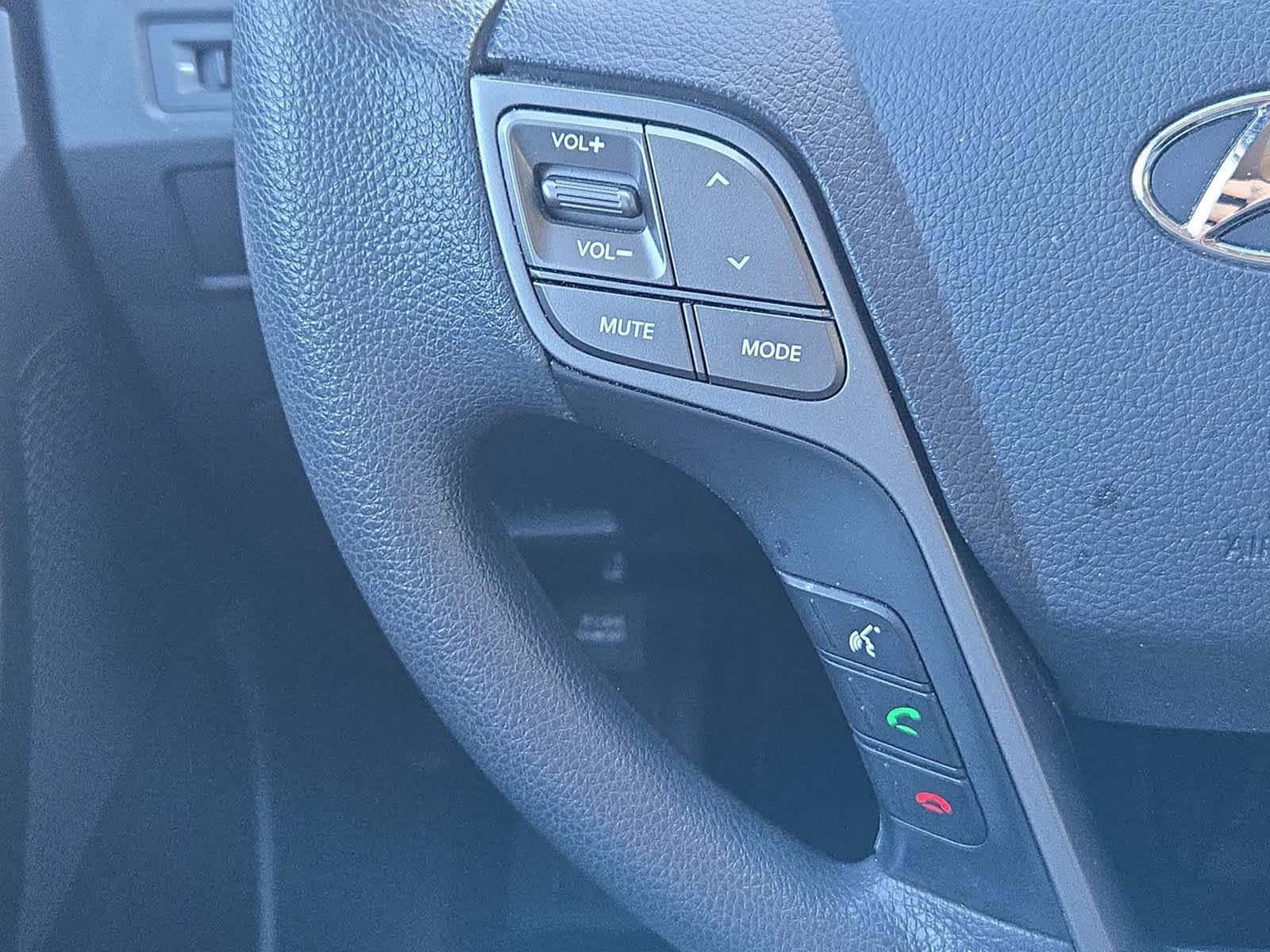Used 2019 Hyundai Santa Fe XL SE FWD image 23