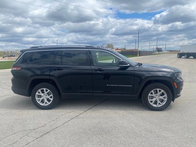 Certified 2023 Jeep Grand Cherokee L Limited AWD/4WD image 2