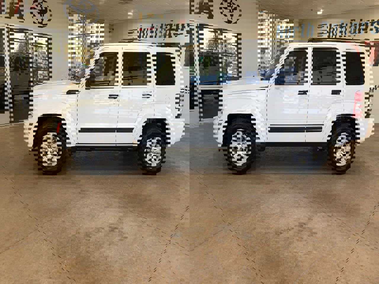 Used 2011 Jeep Liberty Sport w/ Popular Equipment Group image 4