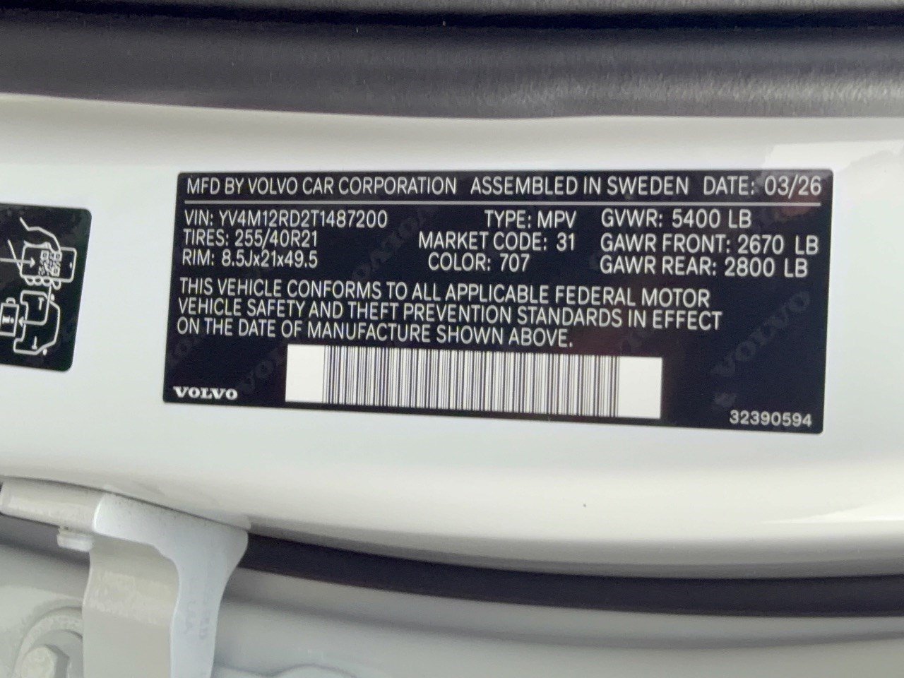 New 2026 Volvo XC60 B5 Ultra w/ Protection Package Premier AWD/4WD image 31