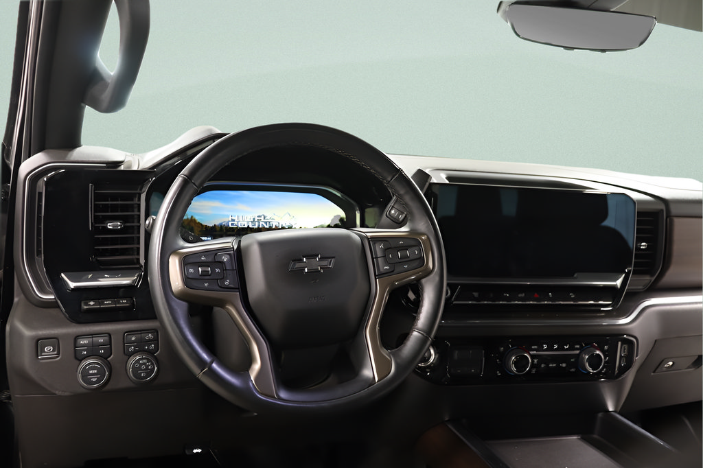 Used 2024 Chevrolet Silverado 2500 High Country w/ High Country Premium Package AWD/4WD image 6