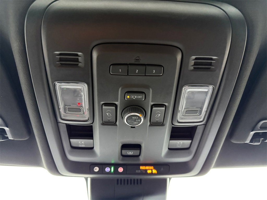 Used 2024 GMC Yukon Denali image 18