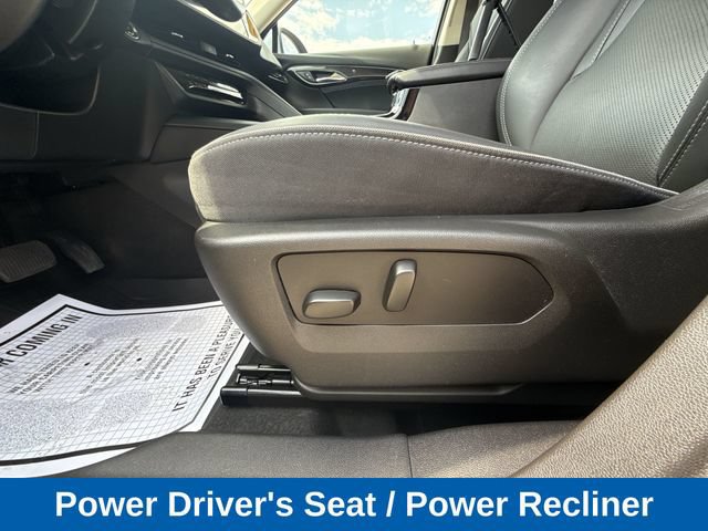 Used 2023 Buick Envision Essence AWD/4WD image 33