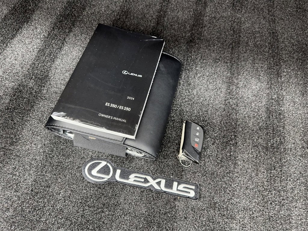 Used 2024 Lexus ES 350 image 75