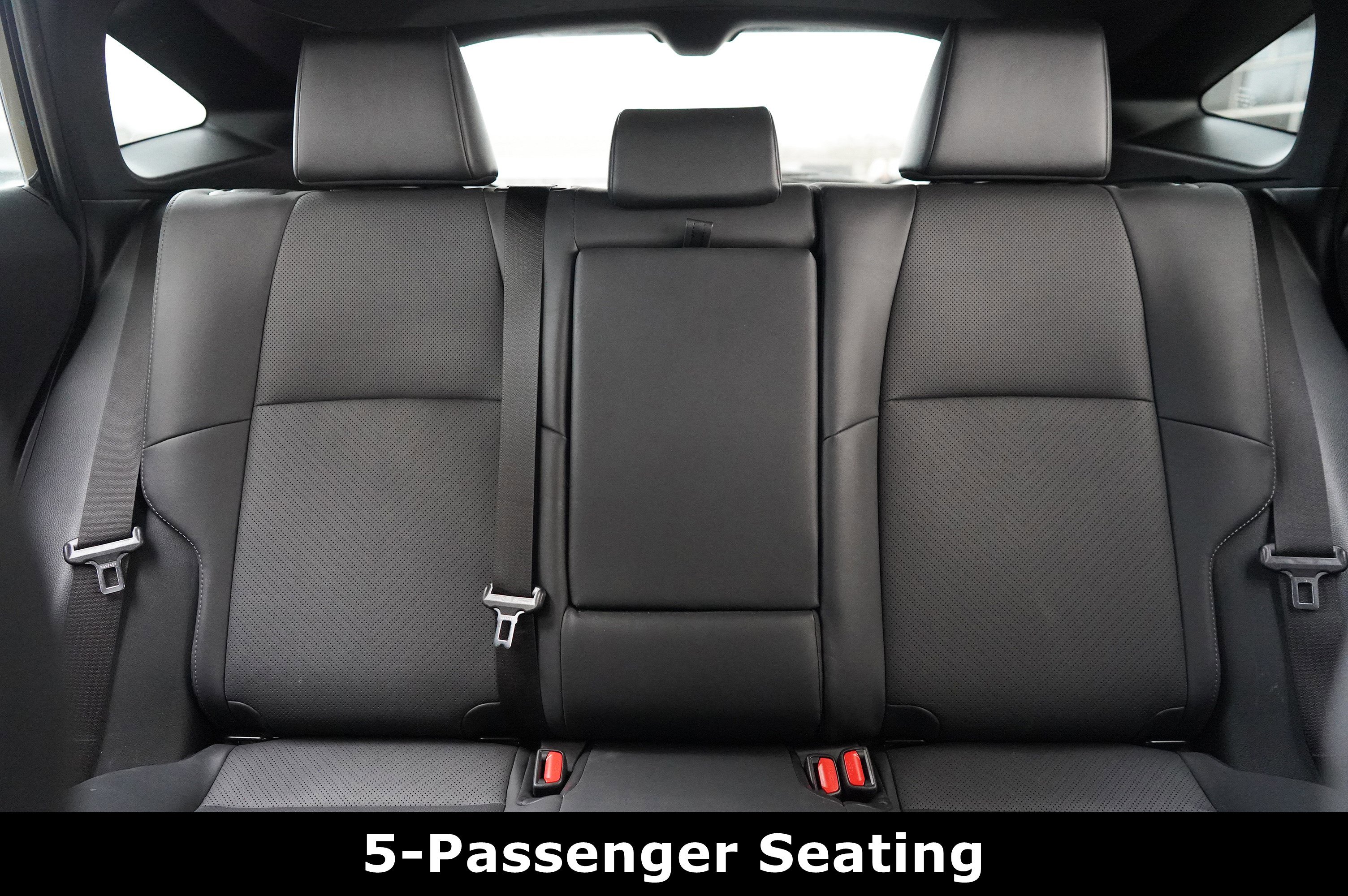 Used 2022 Toyota Venza Limited image 35