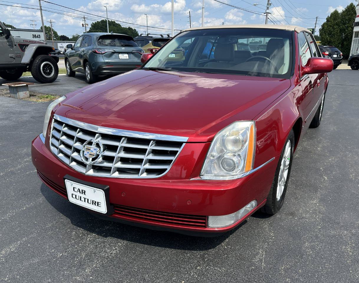 Used 2008 Cadillac DTS FWD image 9