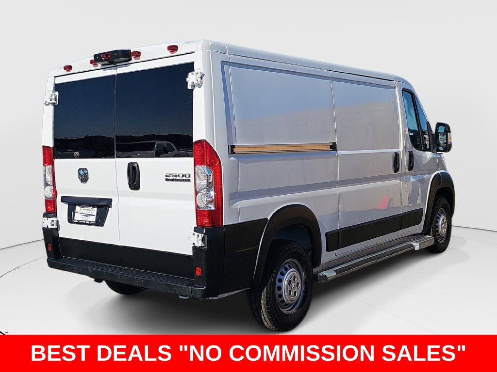 Used 2025 RAM ProMaster 2500 w/ U-Haul Equipment Group FWD image 3