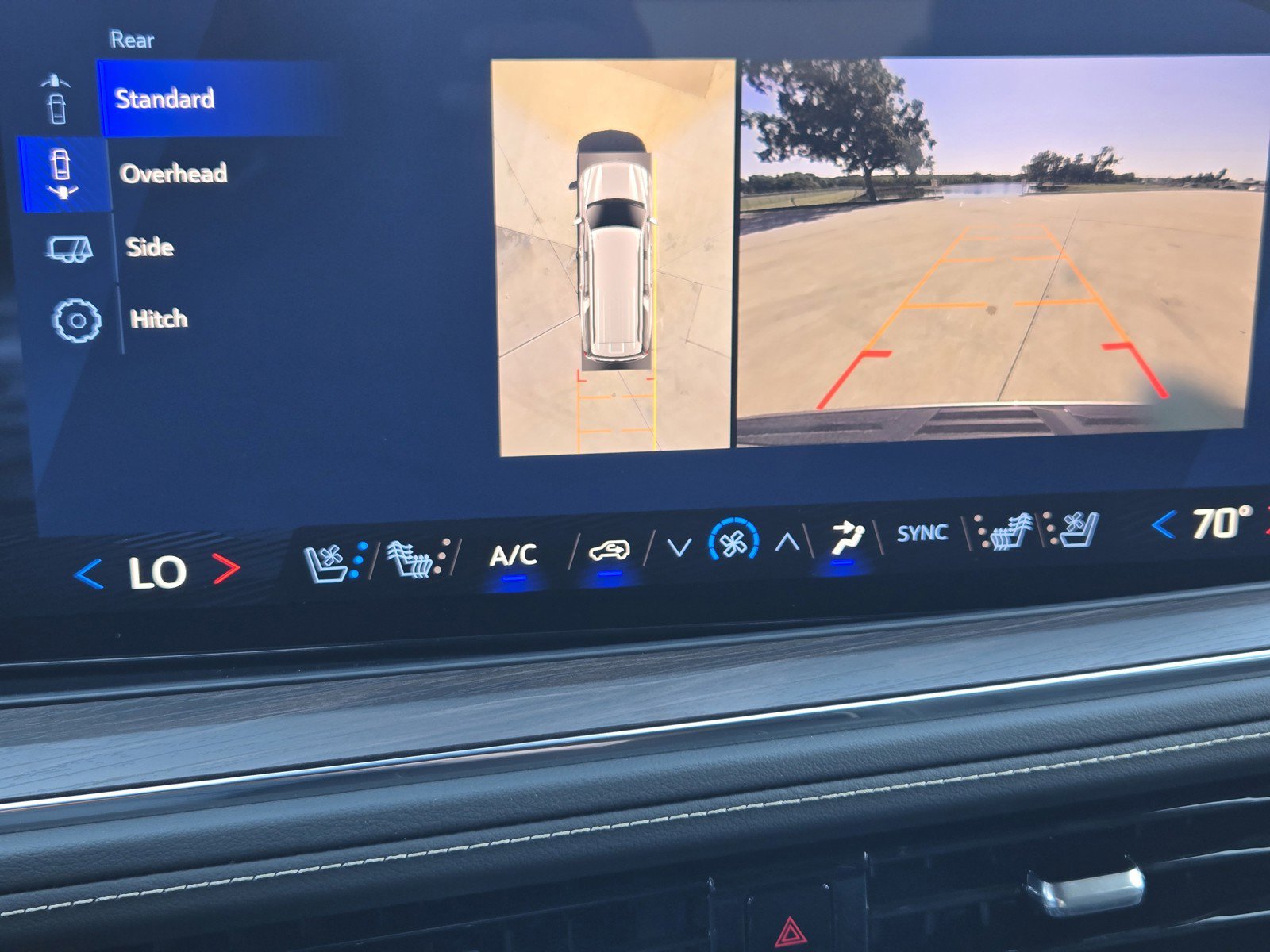 New 2026 Chevrolet Suburban Premier image 13